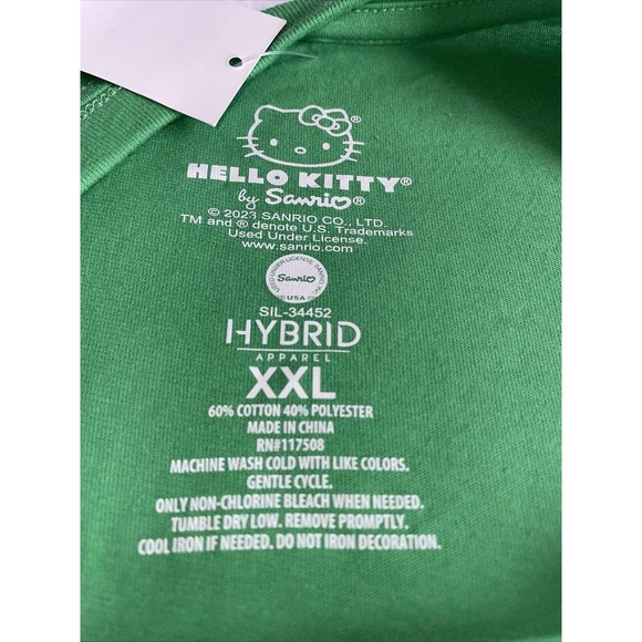 Women’s Hello Kitty Let It Snow Short Sleeve Graphic T-Shirt - Green NWT XXL New - Picture 4 of 6